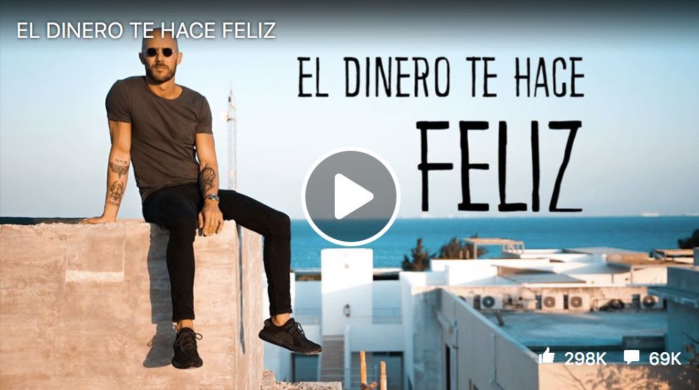 Video thumbnail of Diego Dreyfus on a rooftop, "El dinero te hace feliz"